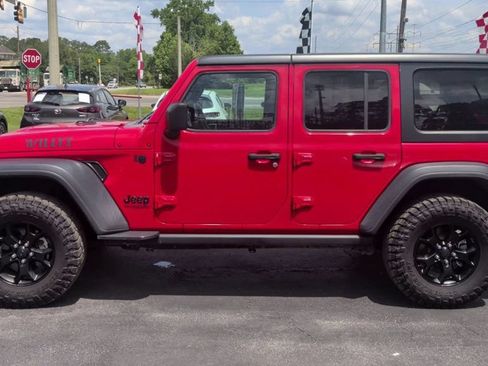 Used 2020 Jeep Wrangler Unlimited Sport AWD/4WD image 5
