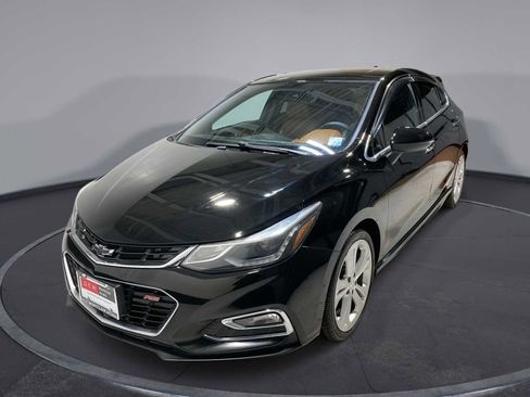 Used 2017 Chevrolet Cruze Premier image 1
