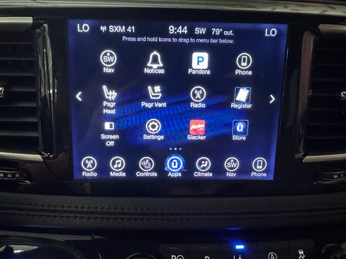 Used 2017 Chrysler Pacifica Limited FWD image 32