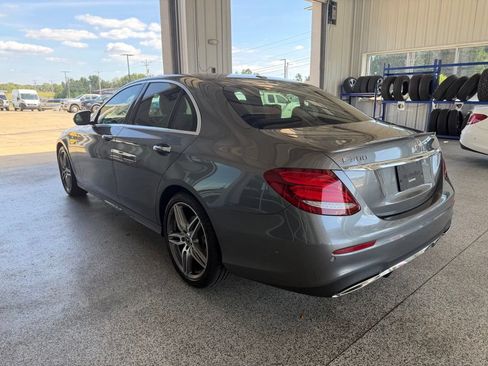 Used 2019 Mercedes-Benz E 300 image 5