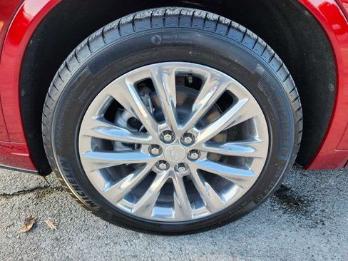 Used 2025 Cadillac XT6 Premium Luxury w/ LPO, Floor Liner Package image 13