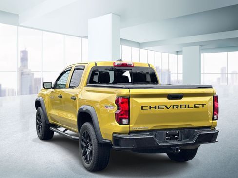 Used 2023 Chevrolet Colorado Trail Boss w/ Technology Package AWD/4WD image 3