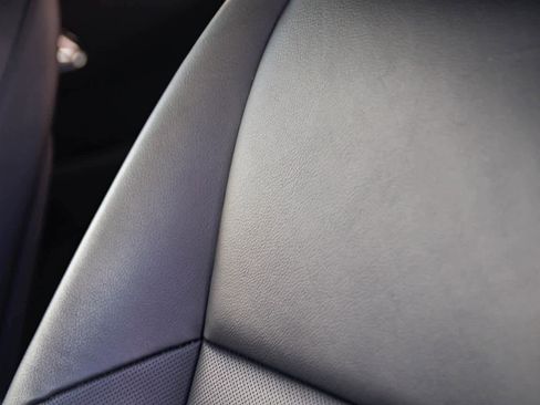 Used 2025 Land Rover Range Rover Velar Dynamic SE image 27