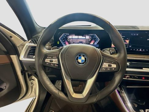 Used 2026 BMW X5 xDrive50e w/ Executive Package AWD/4WD image 11