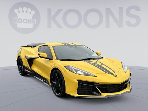 Used 2025 Chevrolet Corvette E-Ray w/ Battery Protection Package AWD/4WD image 18
