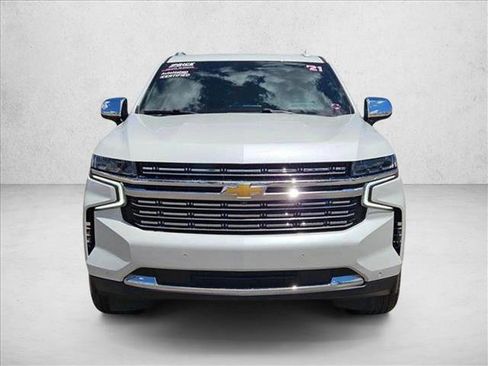 Used 2021 Chevrolet Suburban Premier w/ Premium Package image 2