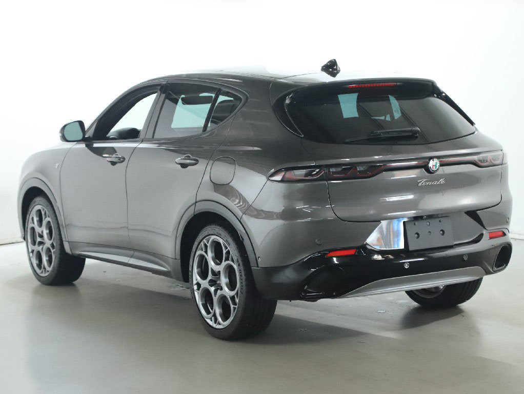 Used 2024 Alfa Romeo Tonale Ti w/ Active Assist Package AWD/4WD image 42