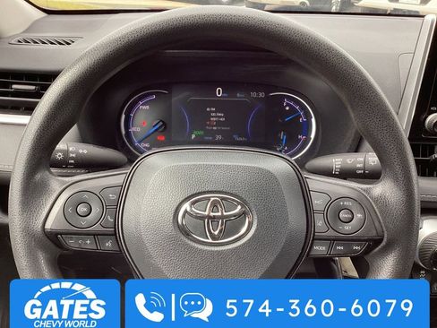 Used 2024 Toyota RAV4 LE image 23