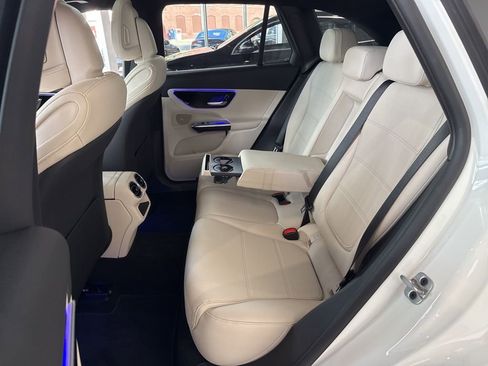 Certified 2025 Mercedes-Benz GLC 300 4MATIC image 18