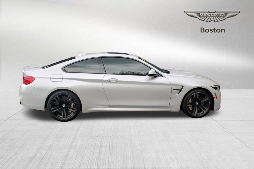 Used 2018 BMW M4 Coupe RWD image 4