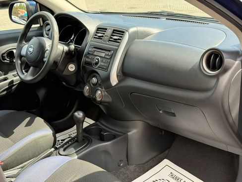 Used 2012 Nissan Versa SV FWD image 18