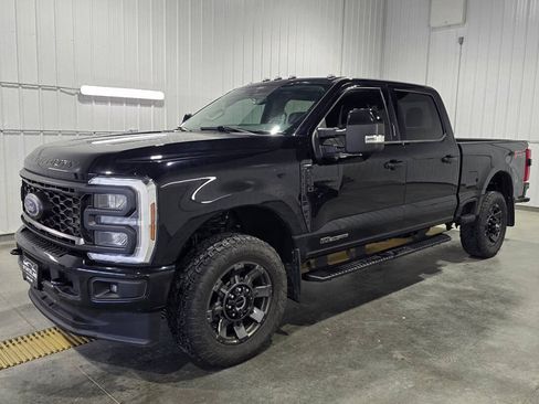 Used 2024 Ford F350 Lariat w/ Sport Appearance Package AWD/4WD image 2