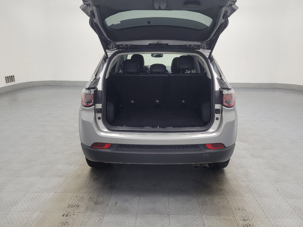 Used 2019 Jeep Compass Limited FWD image 29