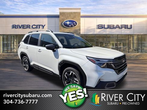 Used 2025 Subaru Forester Limited AWD/4WD image 1