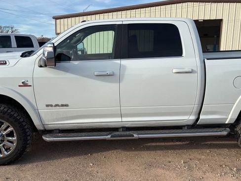 Used 2023 RAM 2500 Limited image 5