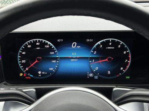 Certified 2022 Mercedes-Benz GLB 250 4MATIC image 15