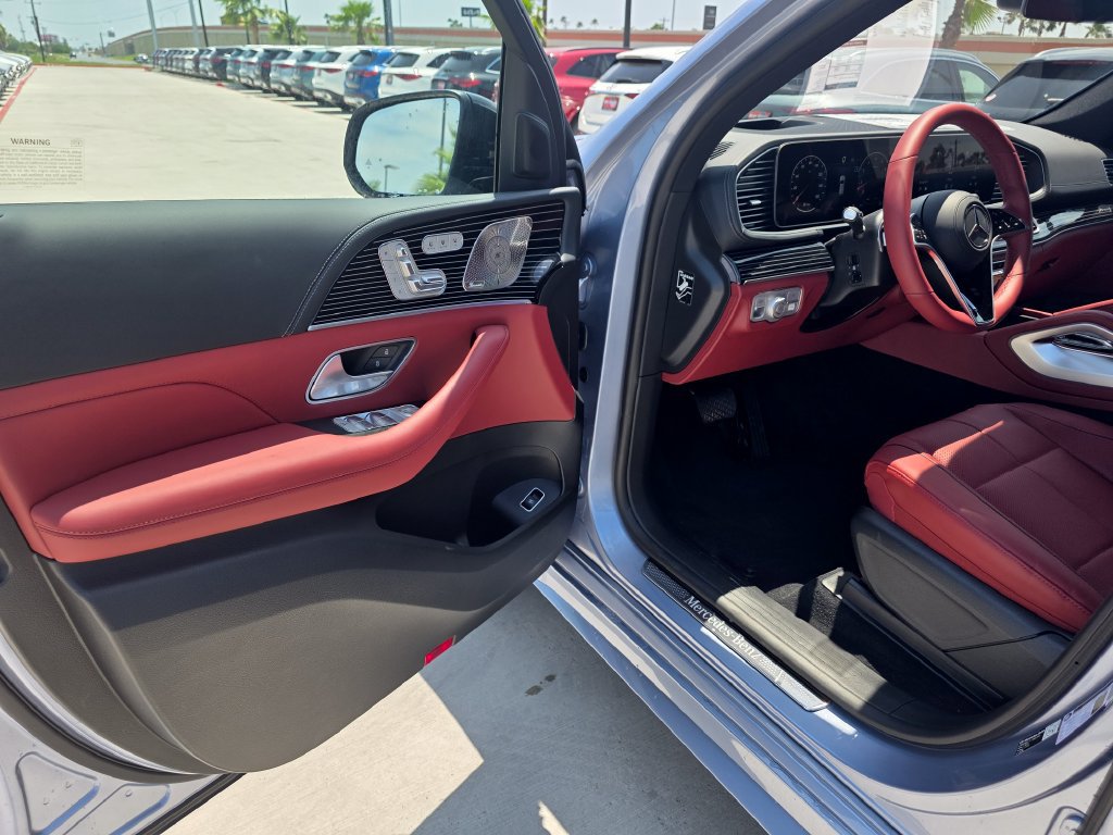 New 2026 Mercedes-Benz GLE 580 4MATIC image 7