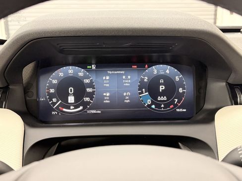 New 2025 Land Rover Discovery Sport Dynamic SE image 15