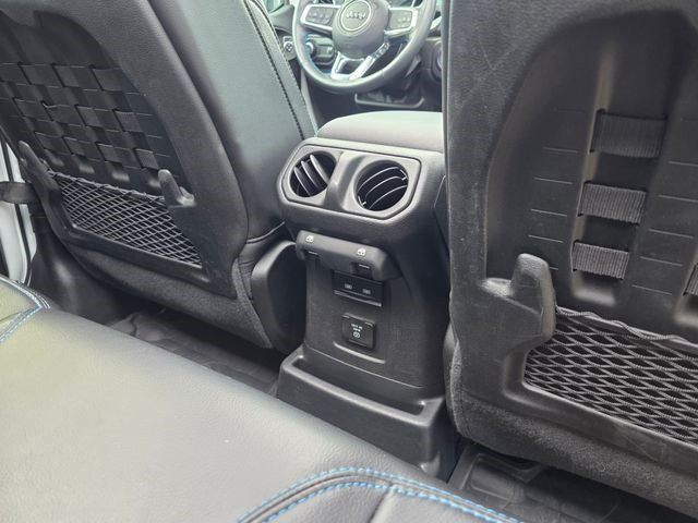 Used 2023 Jeep Wrangler Unlimited Rubicon 4xe w/ Cold Weather Group AWD/4WD image 21
