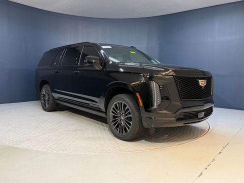 New 2026 Cadillac Escalade ESV Platinum Sport AWD/4WD image 6