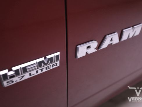 Used 2010 Dodge Ram 1500 Truck SLT w/ Big Horn Regional Pkg image 11