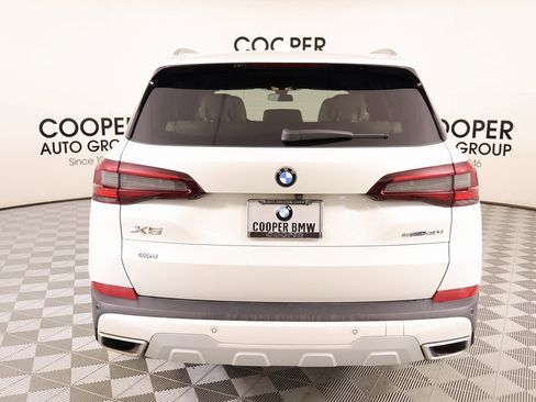 Used 2021 BMW X5 sDrive40i w/ Executive Package image 23