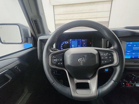Used 2023 Ford Bronco Outer Banks image 12
