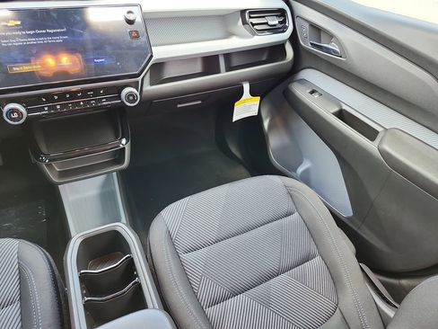 New 2027 Chevrolet Bolt LT w/ Comfort Package FWD image 14
