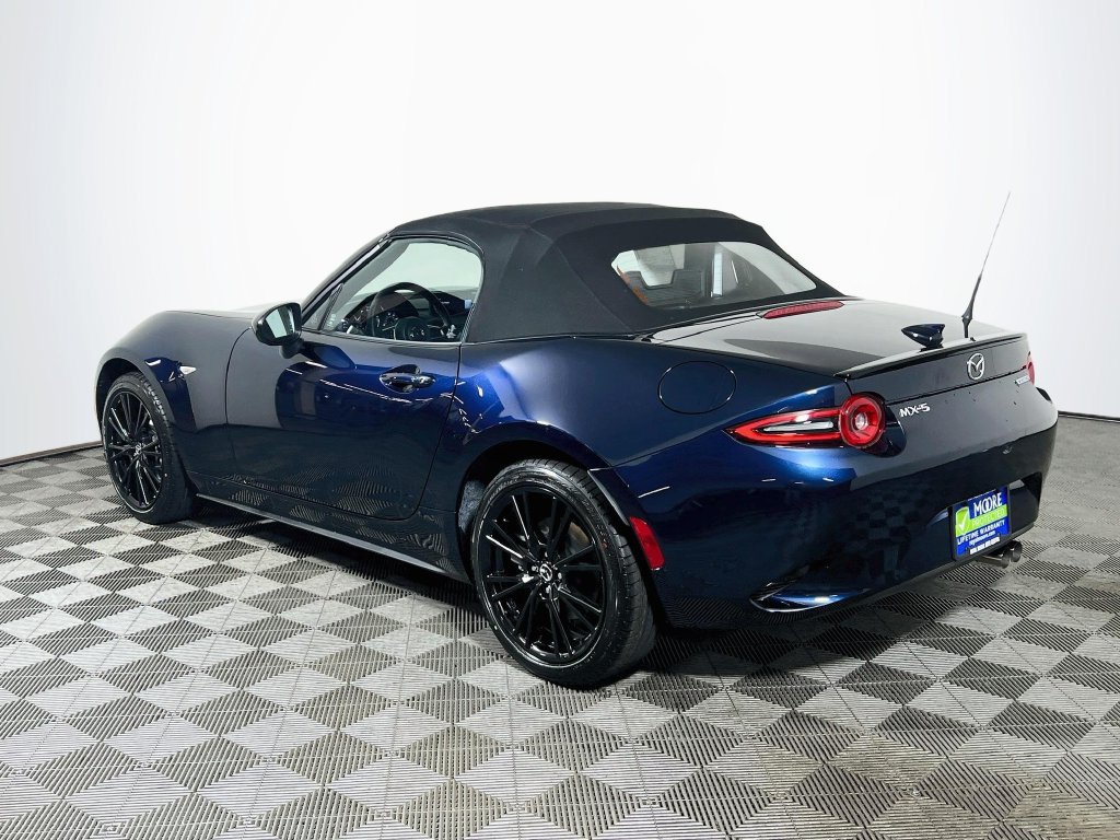 New 2026 MAZDA MX-5 Miata Club w/ Interior Package RWD image 5