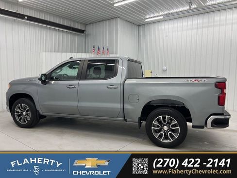 Used 2024 Chevrolet Silverado 1500 LT image 5