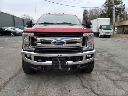 Used 2019 Ford F350 XLT w/ XLT Value Package image 2