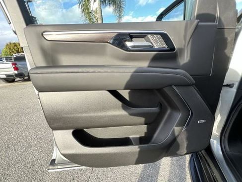 New 2026 Chevrolet Suburban LT w/ Comfort Package RWD image 22