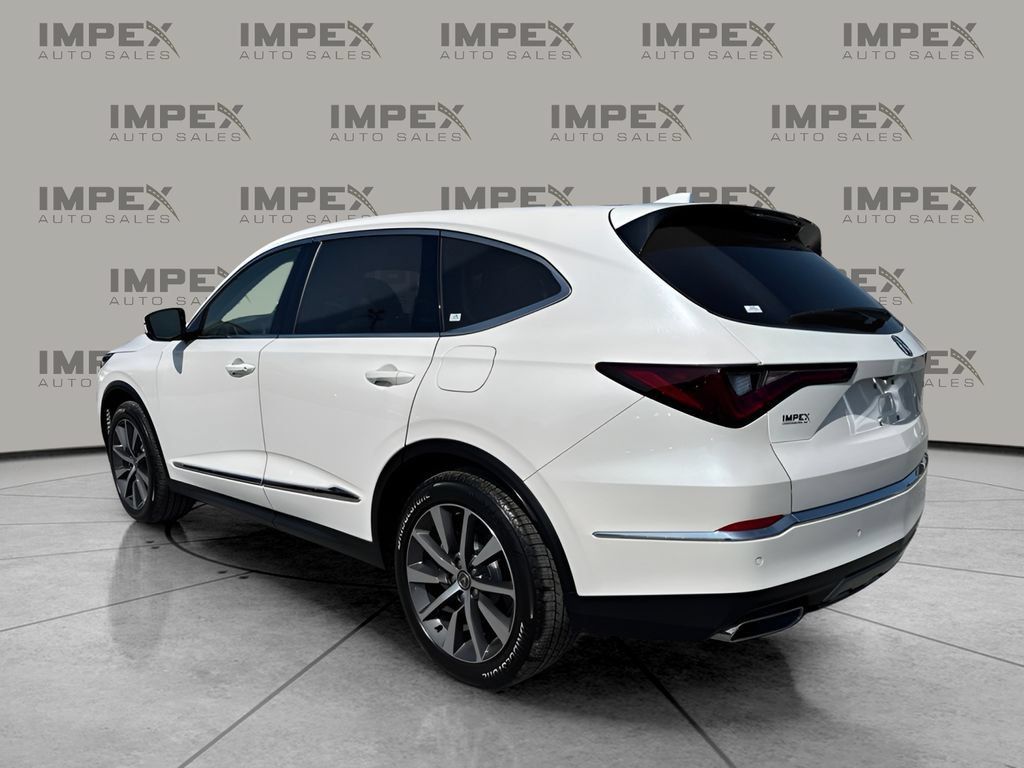 Used 2026 Acura MDX w/ Technology Package FWD image 3
