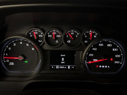 Used 2023 Chevrolet Silverado 2500 W/T w/ WT Convenience Package AWD/4WD image 4