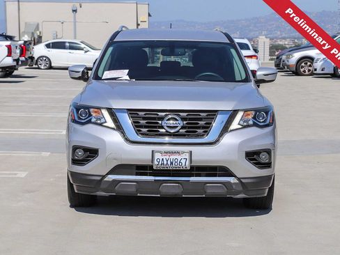 Used 2017 Nissan Pathfinder SV FWD image 2