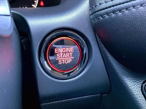 Certified 2024 Honda HR-V LX image 33