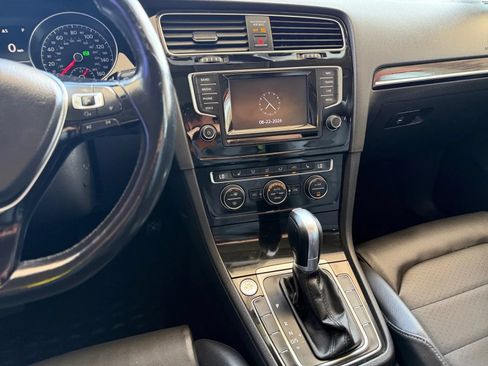 Used 2015 Volkswagen Golf TDI SEL FWD image 32
