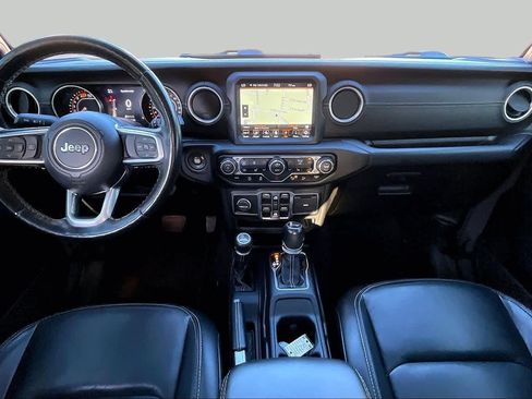 Used 2020 Jeep Wrangler Unlimited Sahara AWD/4WD image 16
