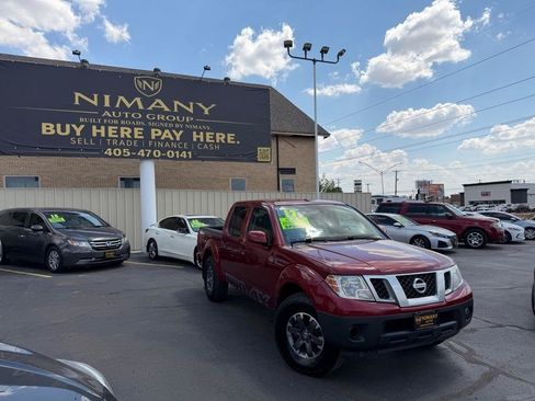 Used 2017 Nissan Frontier PRO-4X w/ Pro-4x Graphics Package AWD/4WD image 1