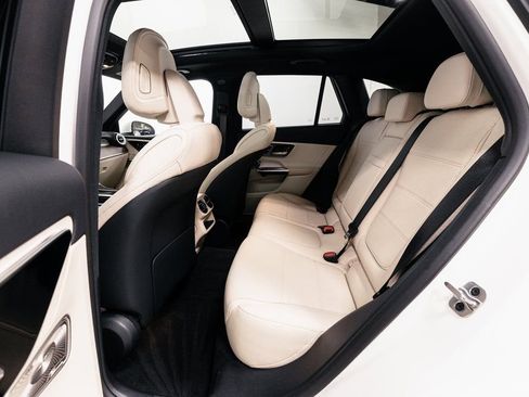 Certified 2026 Mercedes-Benz GLC 300 4MATIC image 27