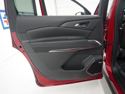 New 2026 Chevrolet Traverse Z71 w/ Enhanced Driving Package image 37