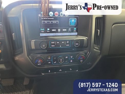 Used 2018 Chevrolet Silverado 1500 LT w/ Texas Edition AWD/4WD image 10