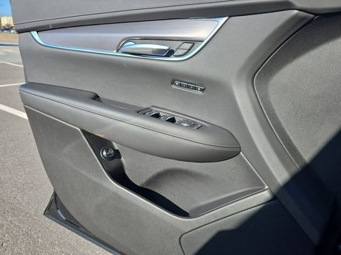 Certified 2024 Cadillac XT6 Luxury image 26