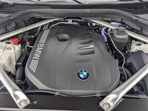 Used 2026 BMW X5 sDrive40i w/ Premium Package image 16