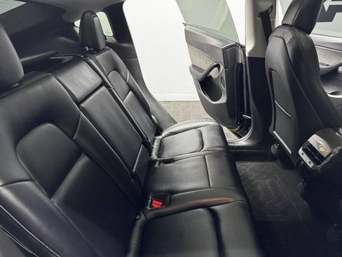 Used 2020 Tesla Model Y Performance image 45