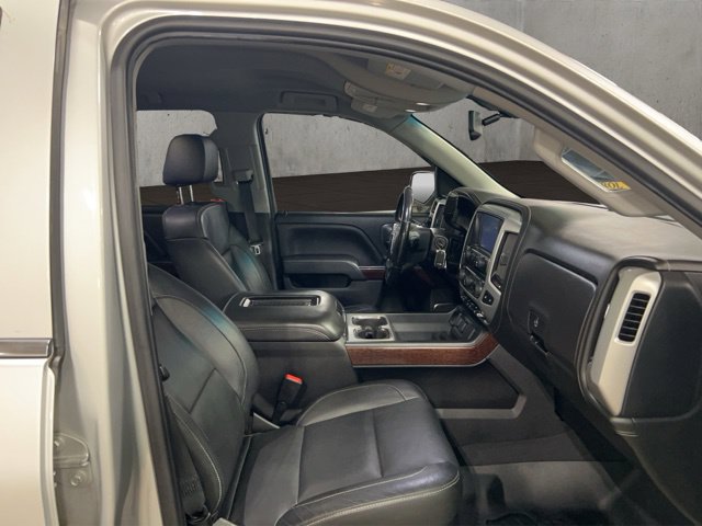 Used 2018 GMC Sierra 1500 SLT w/ SLT Preferred Package AWD/4WD image 16