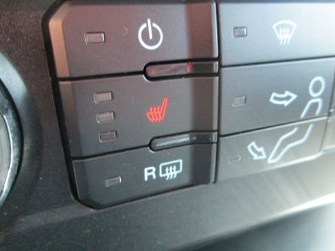 Used 2021 Ford F350 XLT w/ XLT Premium Package image 20