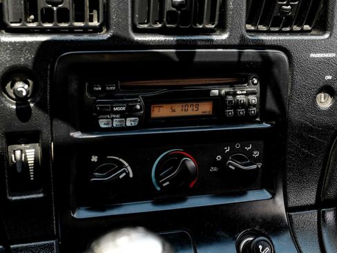 Used 2001 Dodge Viper RT/10 RWD image 21