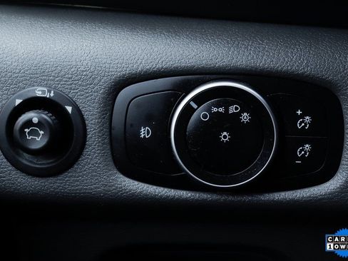 Used 2020 Ford Transit 350 XLT image 24