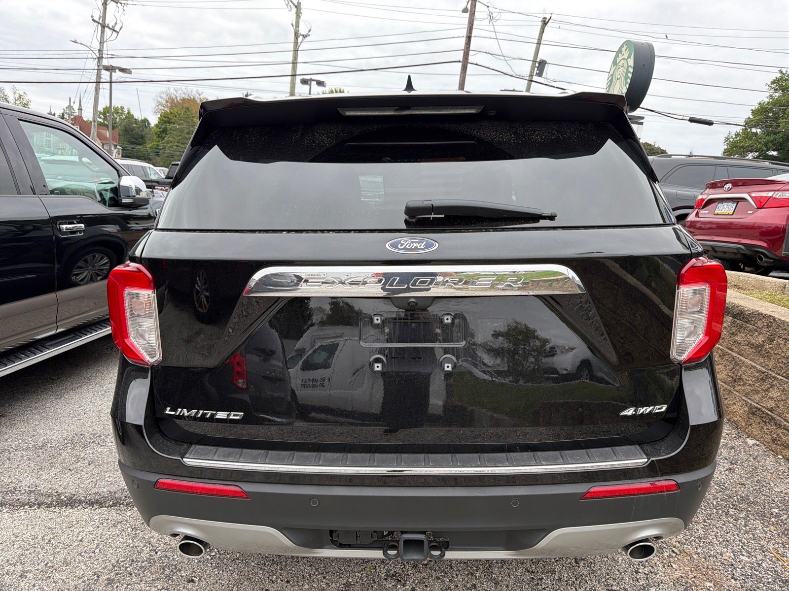 Certified 2023 Ford Explorer Limited w/ Limited Technology Package AWD/4WD image 6